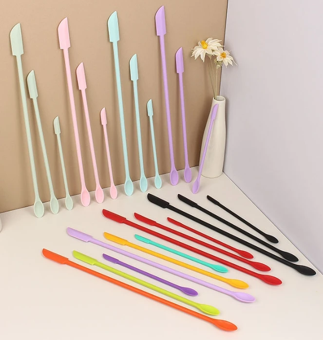 Kitchen Gadgets Everyone Needs - Espátula de Silicone Resistente ao Calor